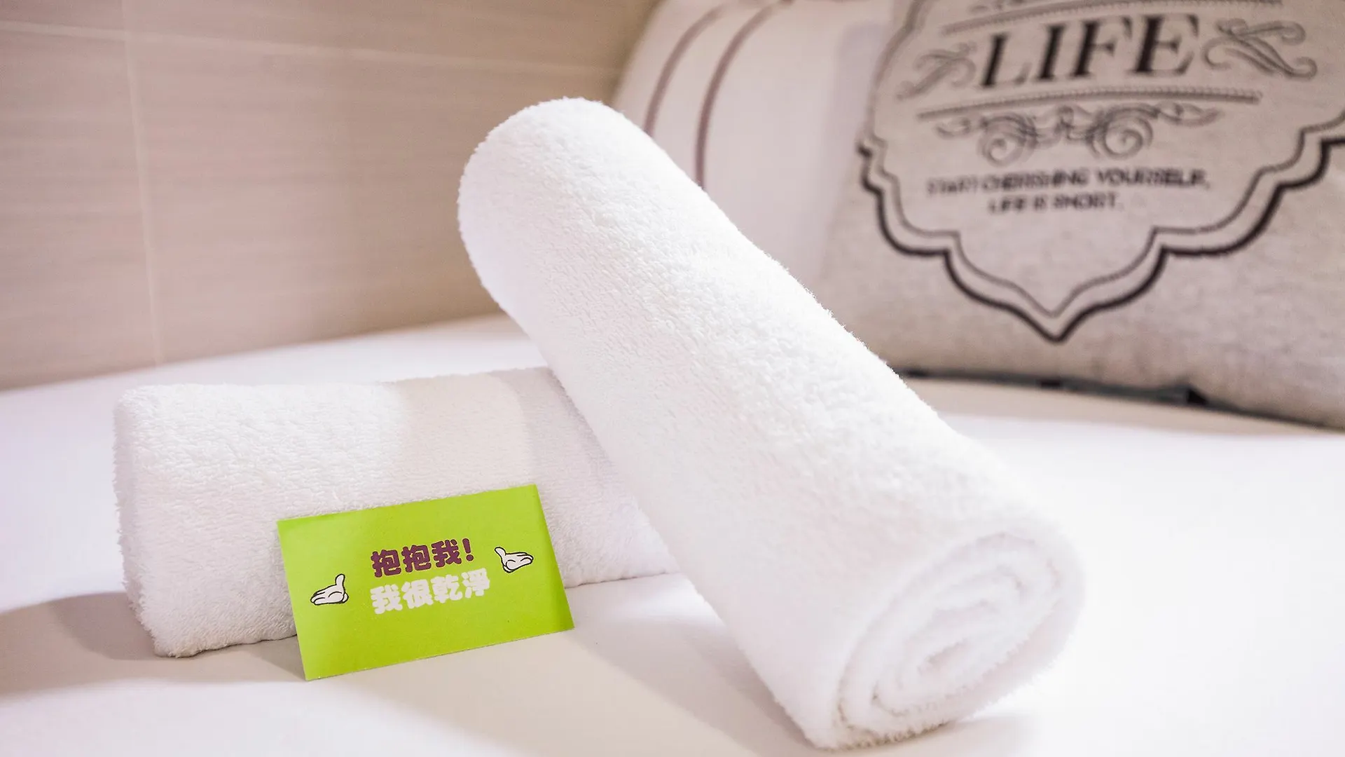 Happy Peach Guest House Цзюлун Отель